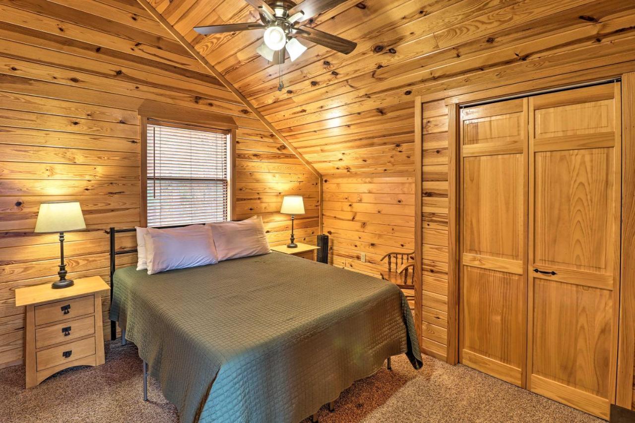 הוילה Piney Bluff Retreat With Mountain Views! מראה חיצוני תמונה