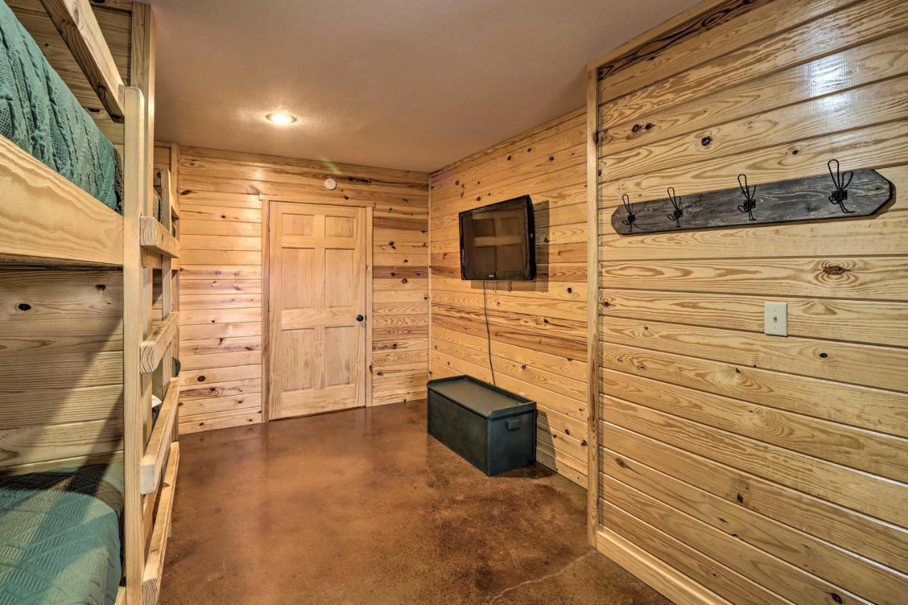 הוילה Piney Bluff Retreat With Mountain Views! מראה חיצוני תמונה
